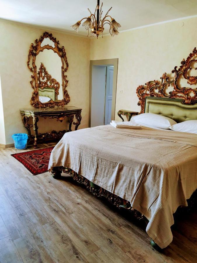 Casale Storico Enzo Vila Castelnuovo del Garda Exterior foto